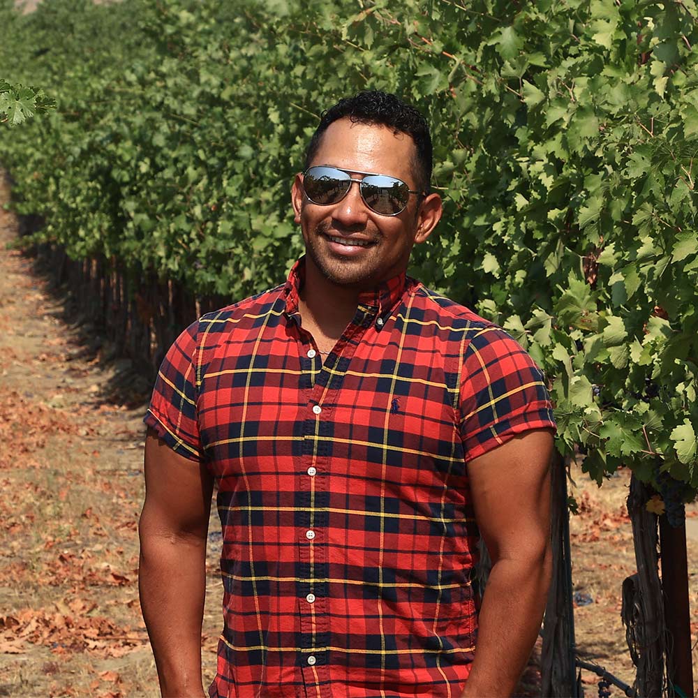 Christian-Alvarado---viticulturist Christian-Alvarado---viticulturist